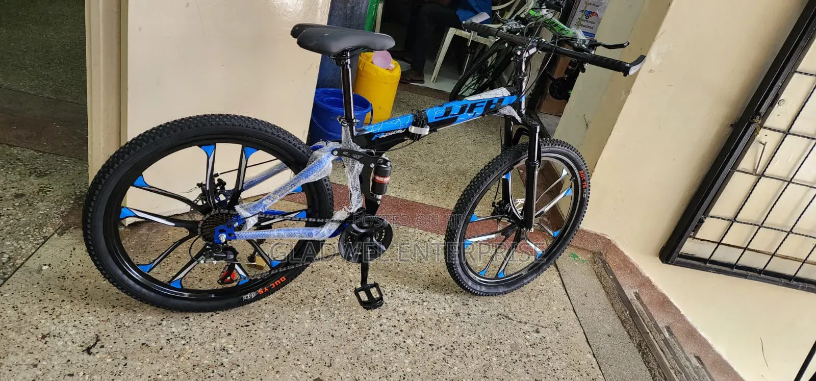 Foldable Bicycle Size 26 With Gear and Shokes.