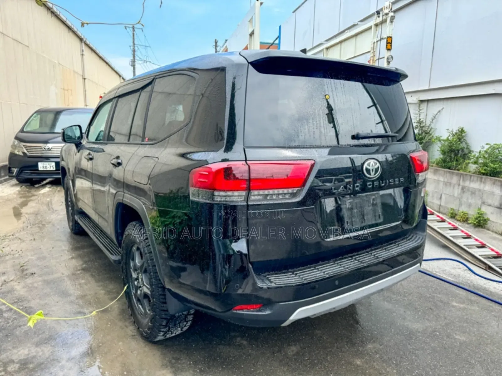 Toyota Land Cruiser 3.3 Diesel 4WD 2022 Black