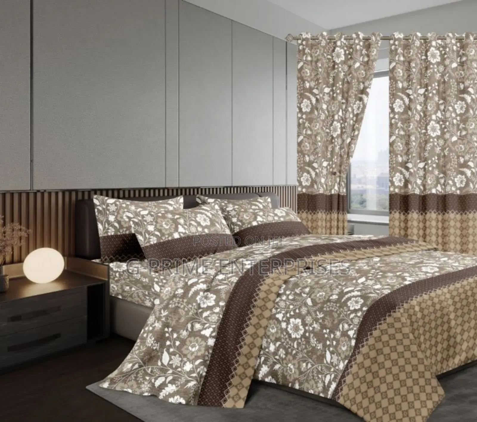 Duvet With Matching Curtain