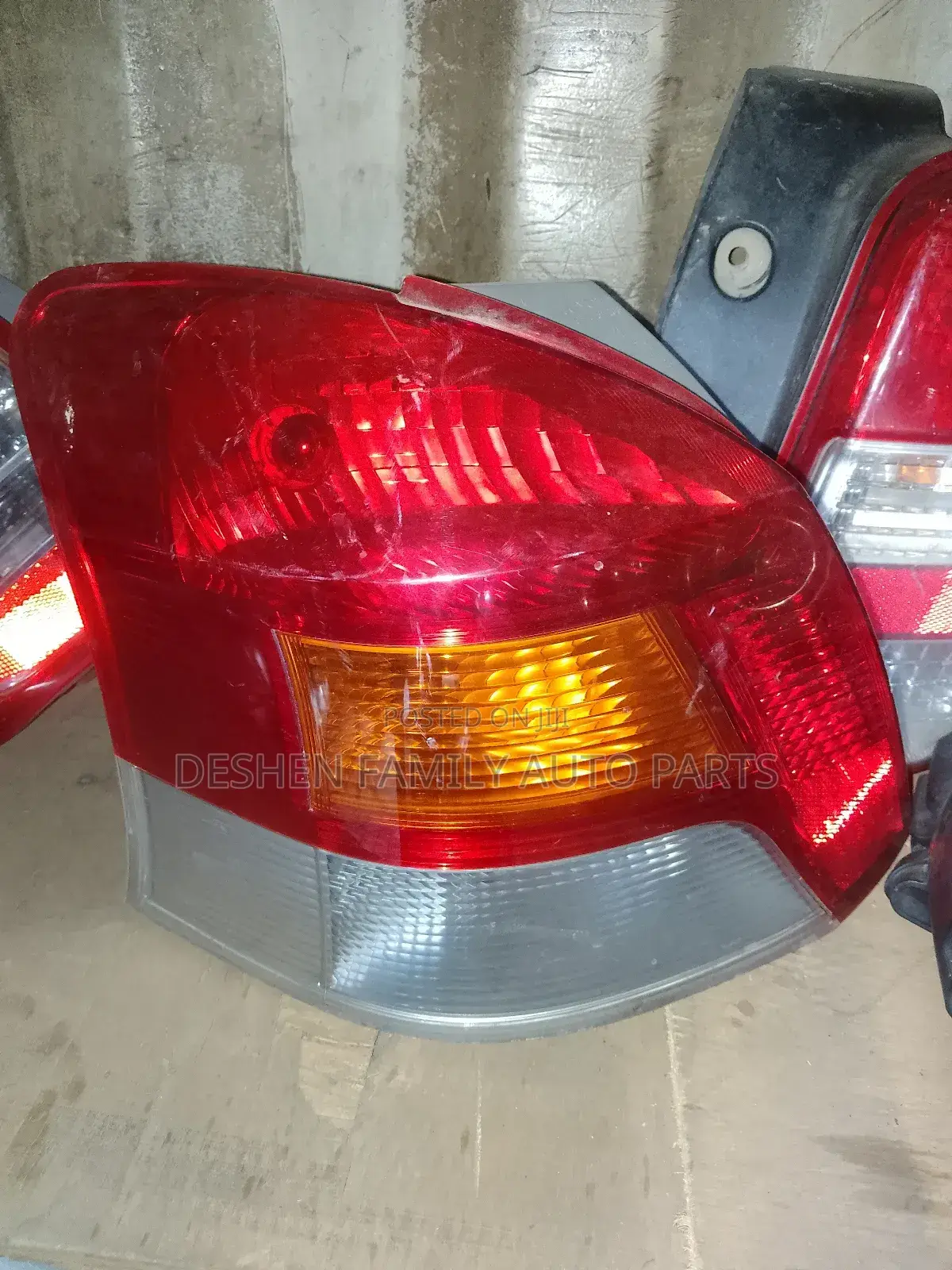Toyota Vitz 2008 Tailing / Taillight