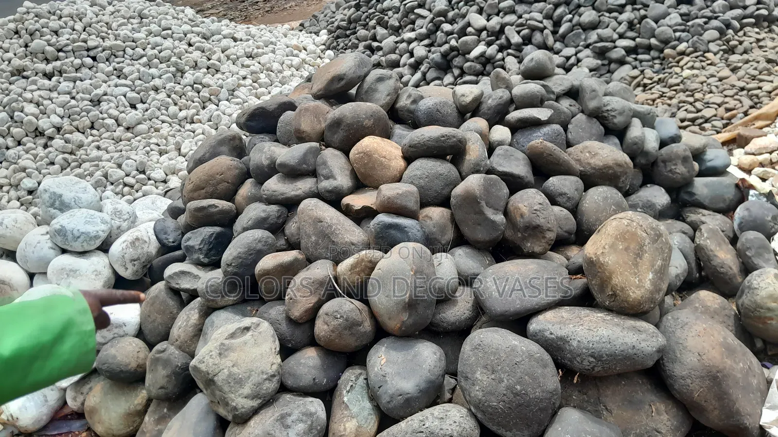 Medium Sized Riverbed Stones