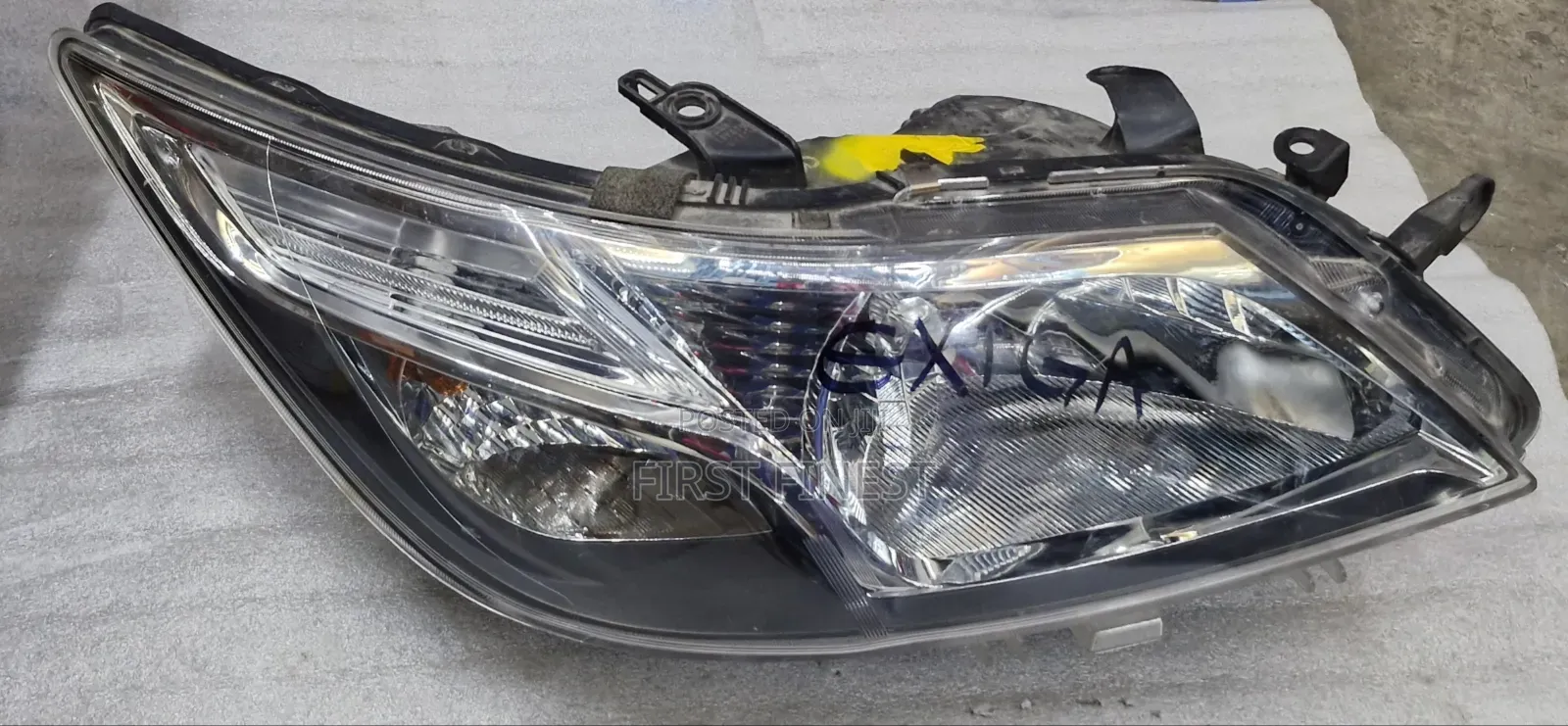 Subaru Exiga Black Shade Xenon
