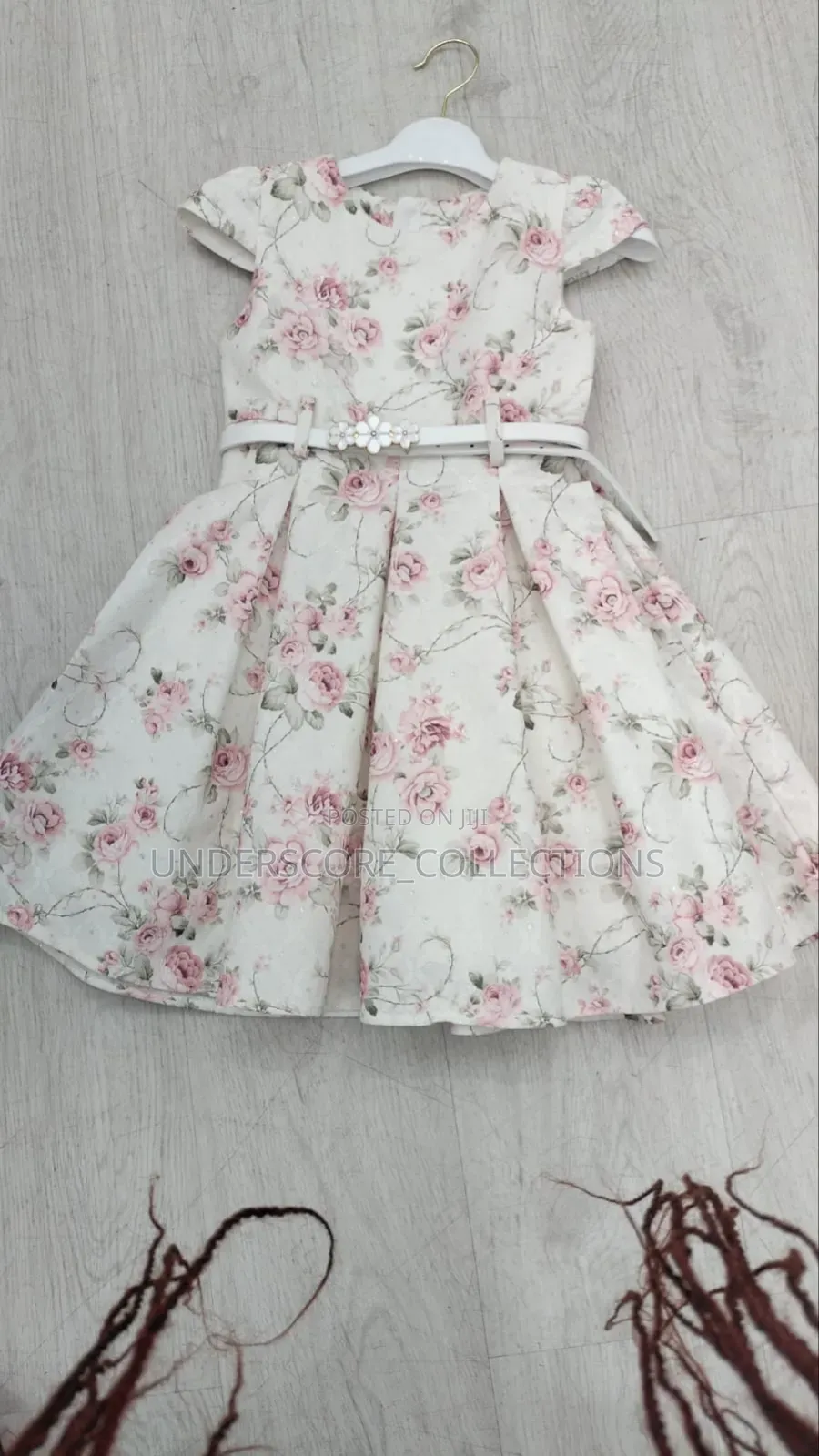 Very Pretty Girls Dresses.Sizes Ages 3-12yrs