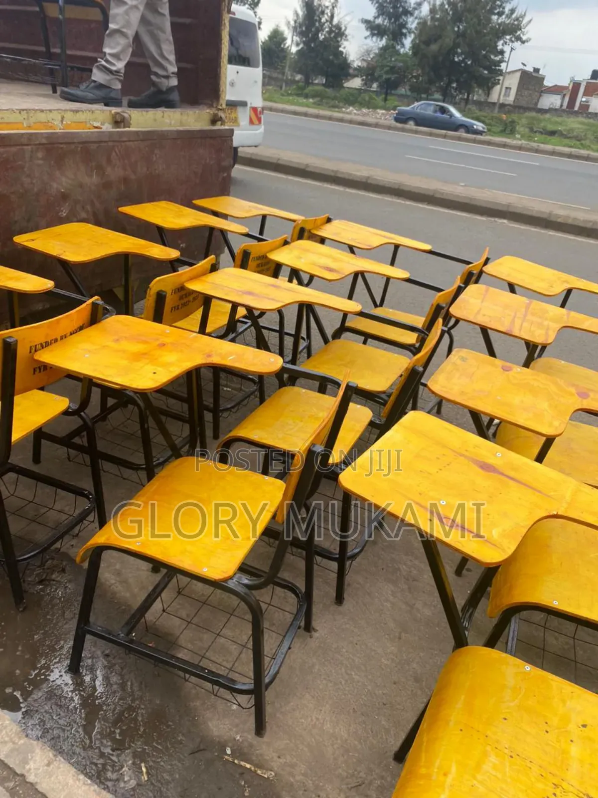 Square Tube Arm Chair College