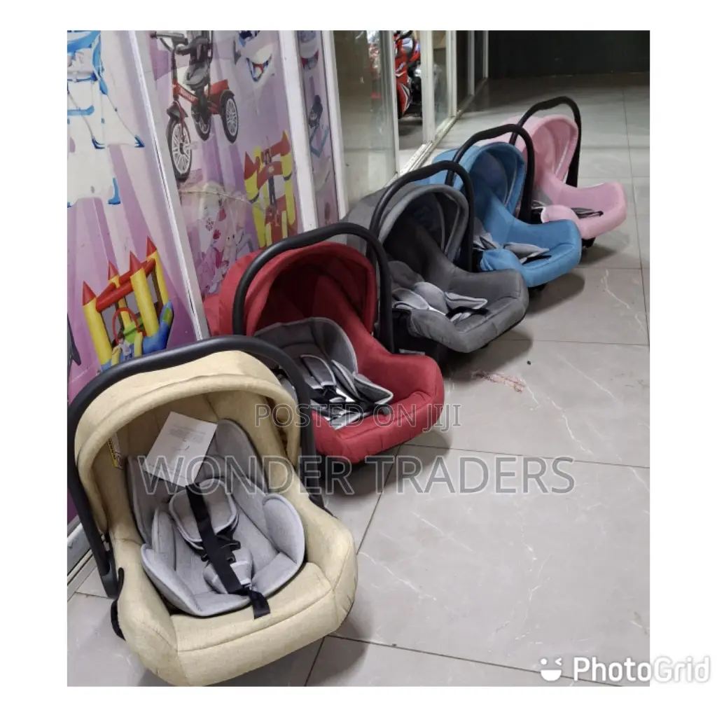 Infants Carseat/Carrycot
Soft Cushion/Padding