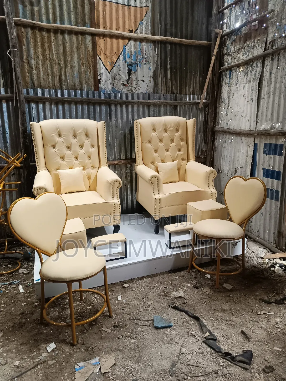 Pedicure Set and 2 Manicure Seats, Cream 