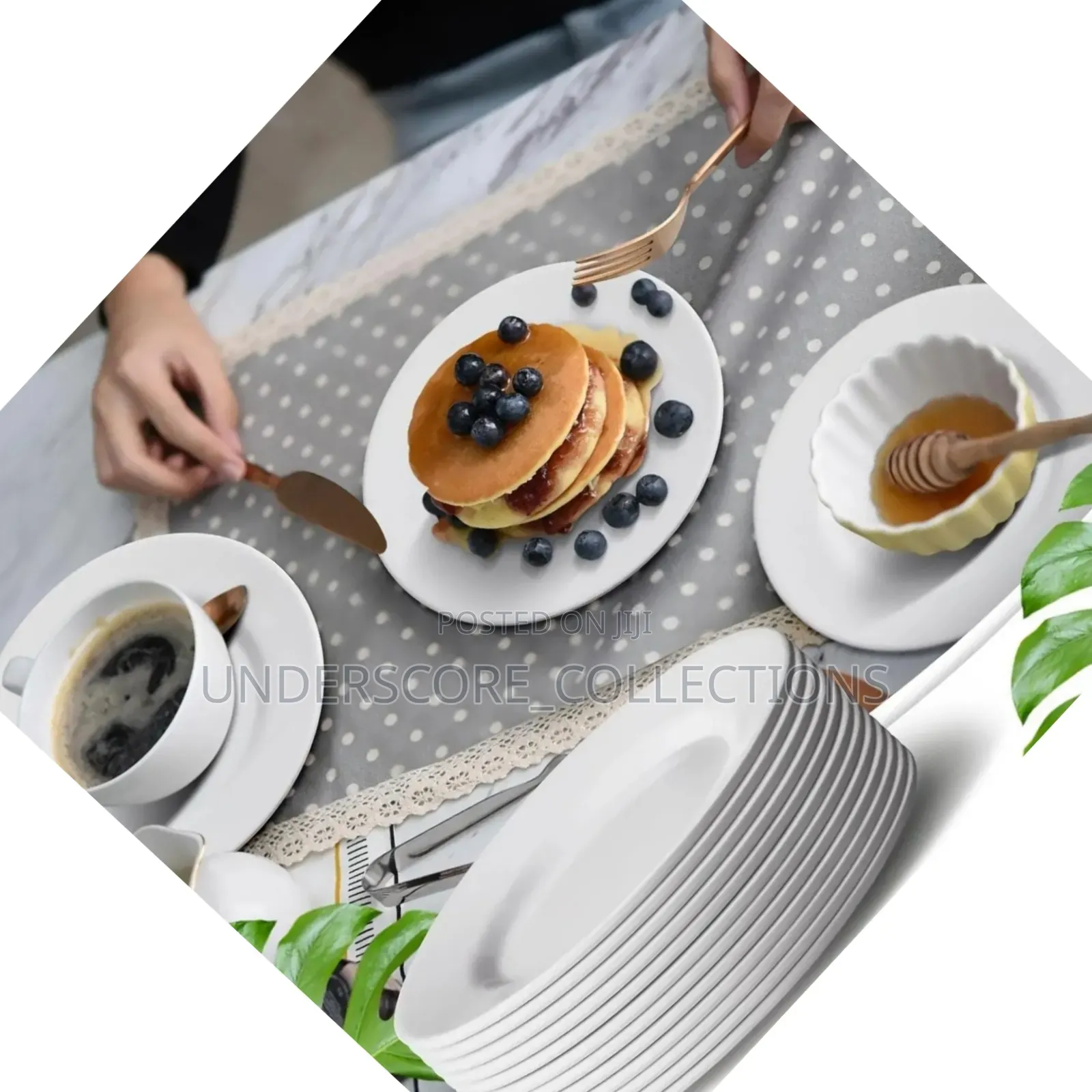 High-Quality Flat Ceramic Plates Available in Sizes.