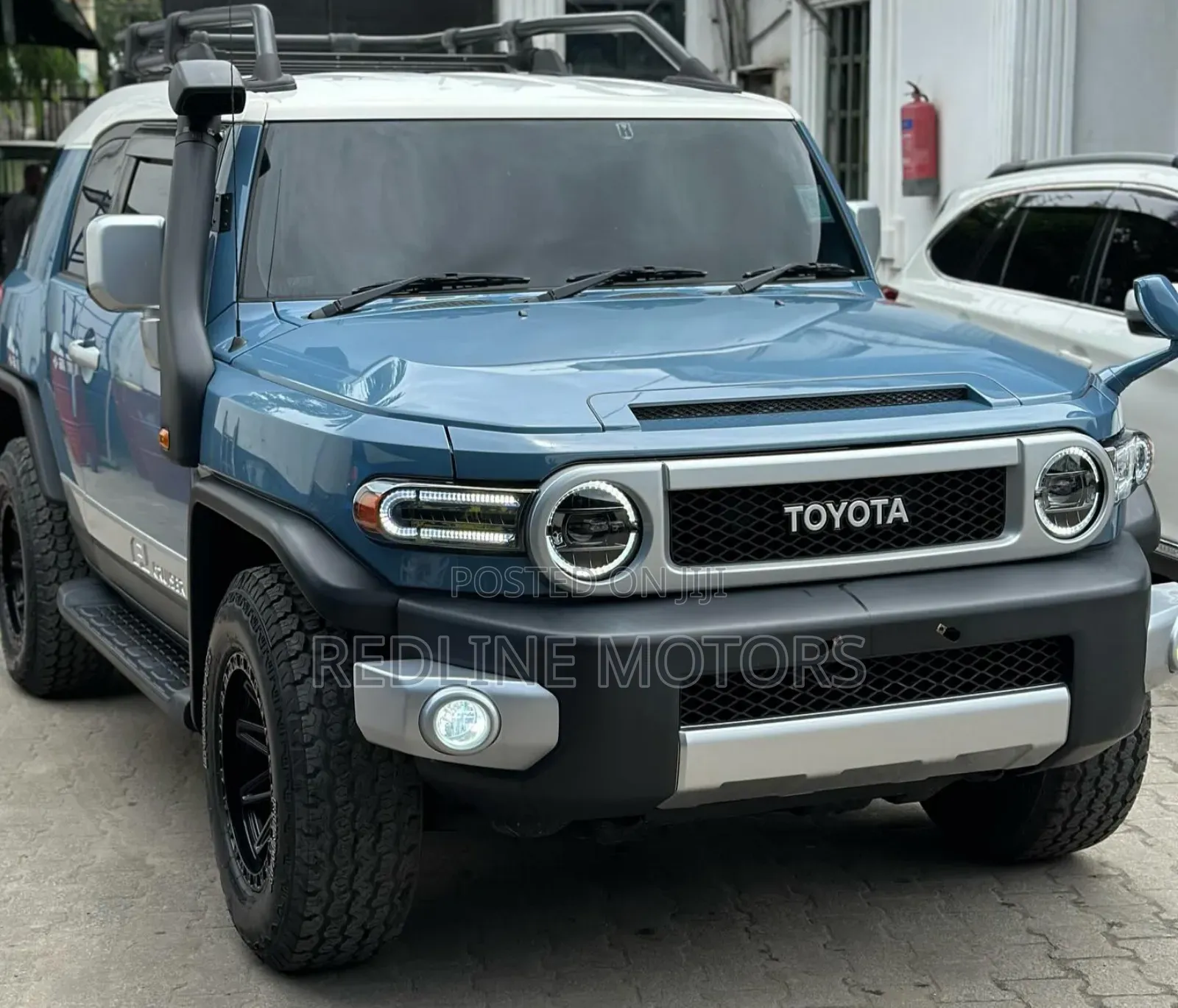 Toyota FJ Cruiser 2017 Blue
