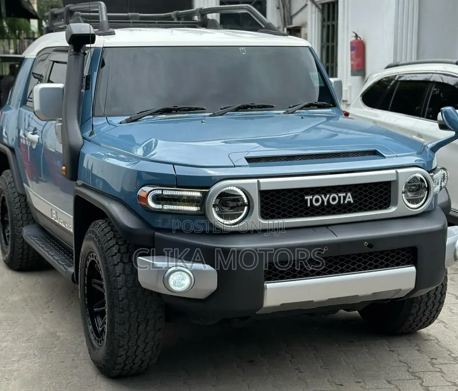 Toyota FJ Cruiser 2017 Blue