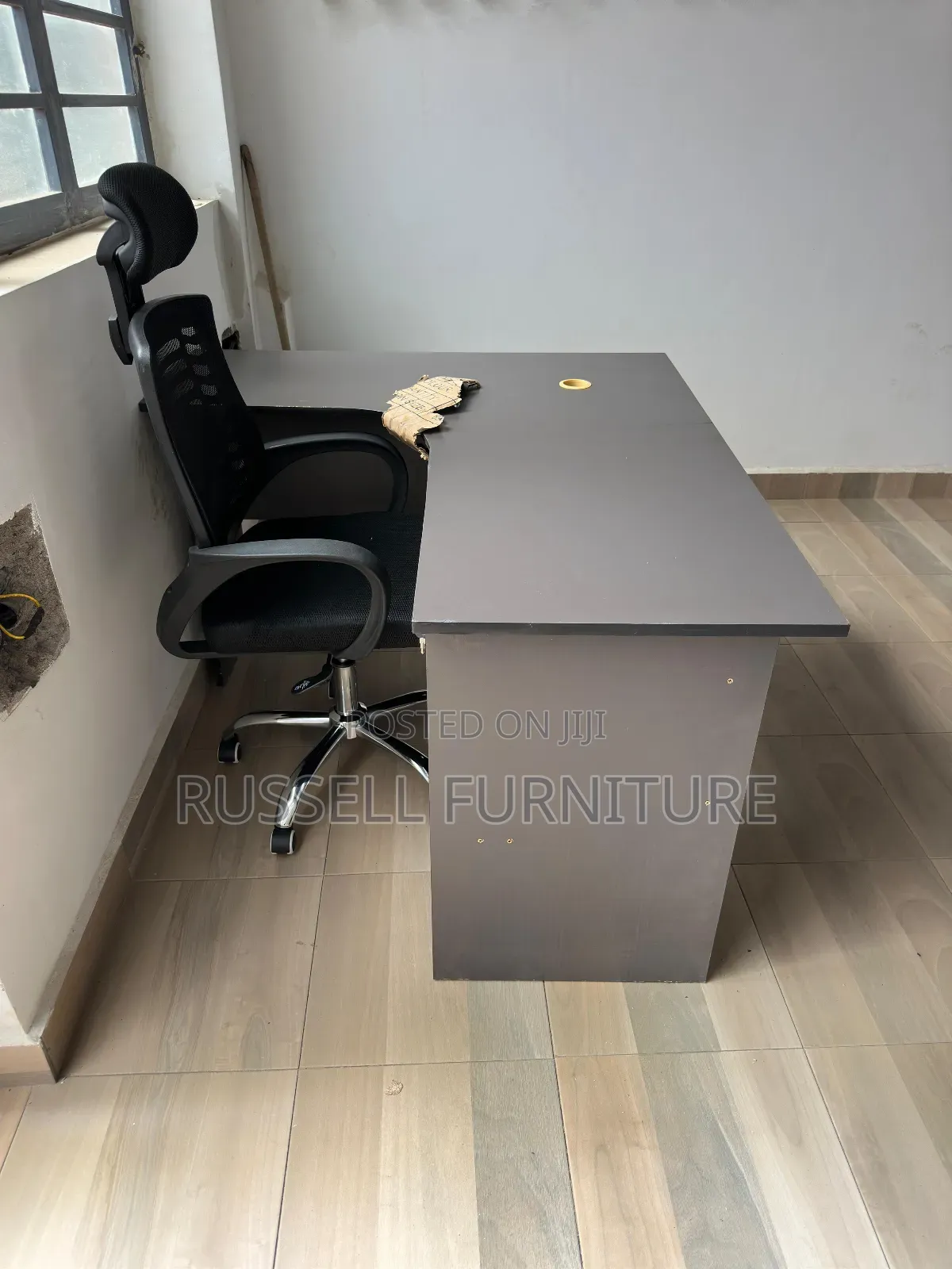 L-Shape Headrest Office Chair