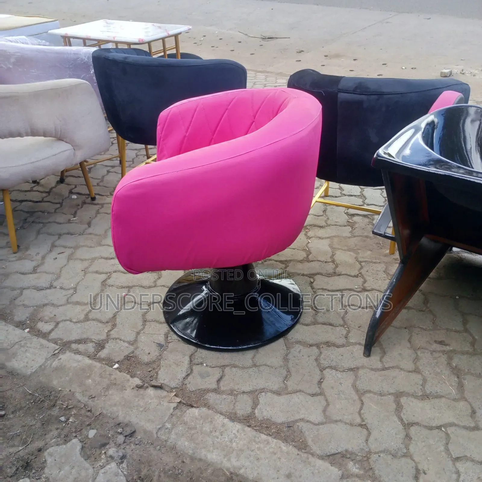 Cute Manicure Chairs.Very Comfy.