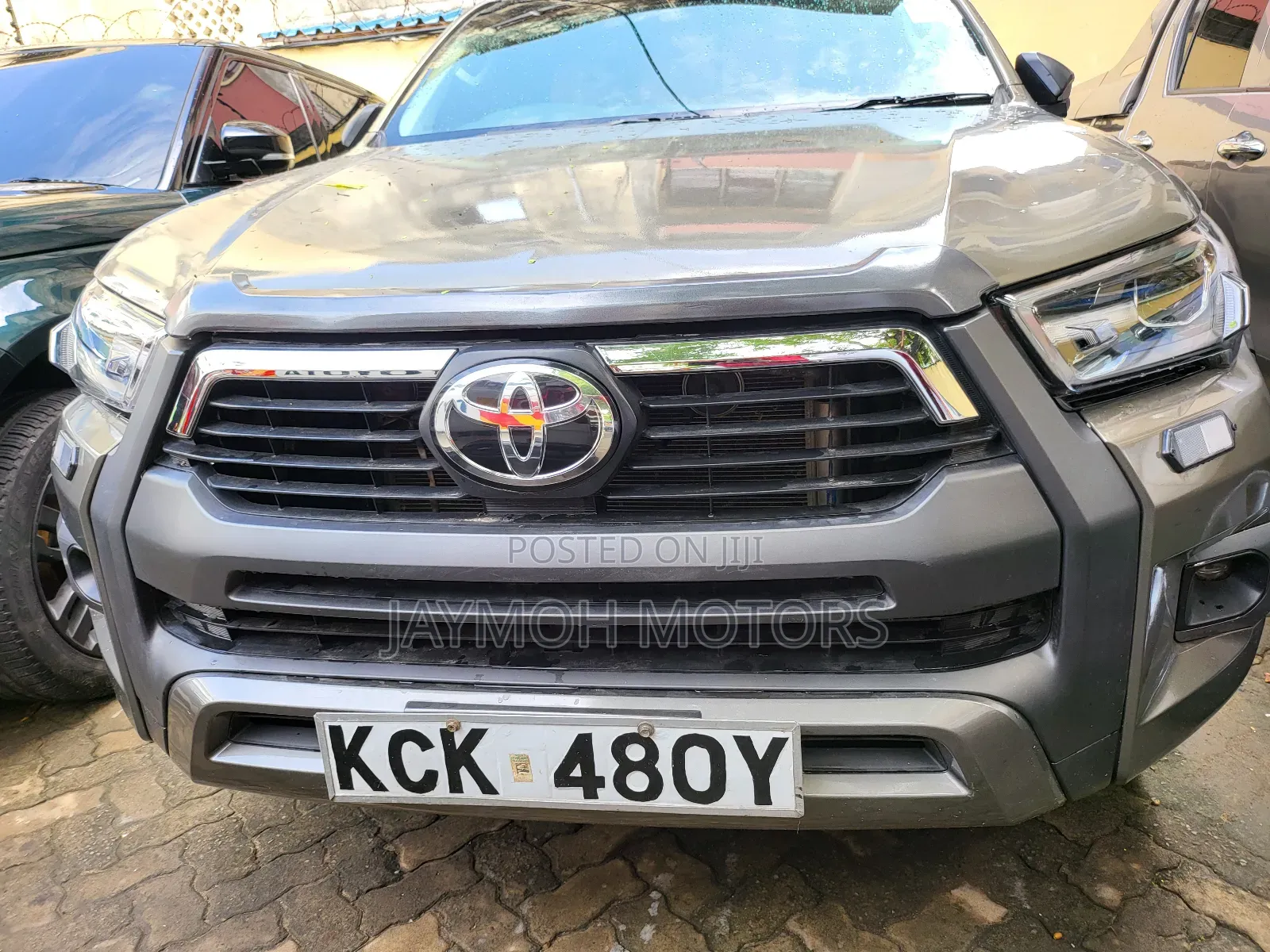Toyota Hilux 2016 Gray