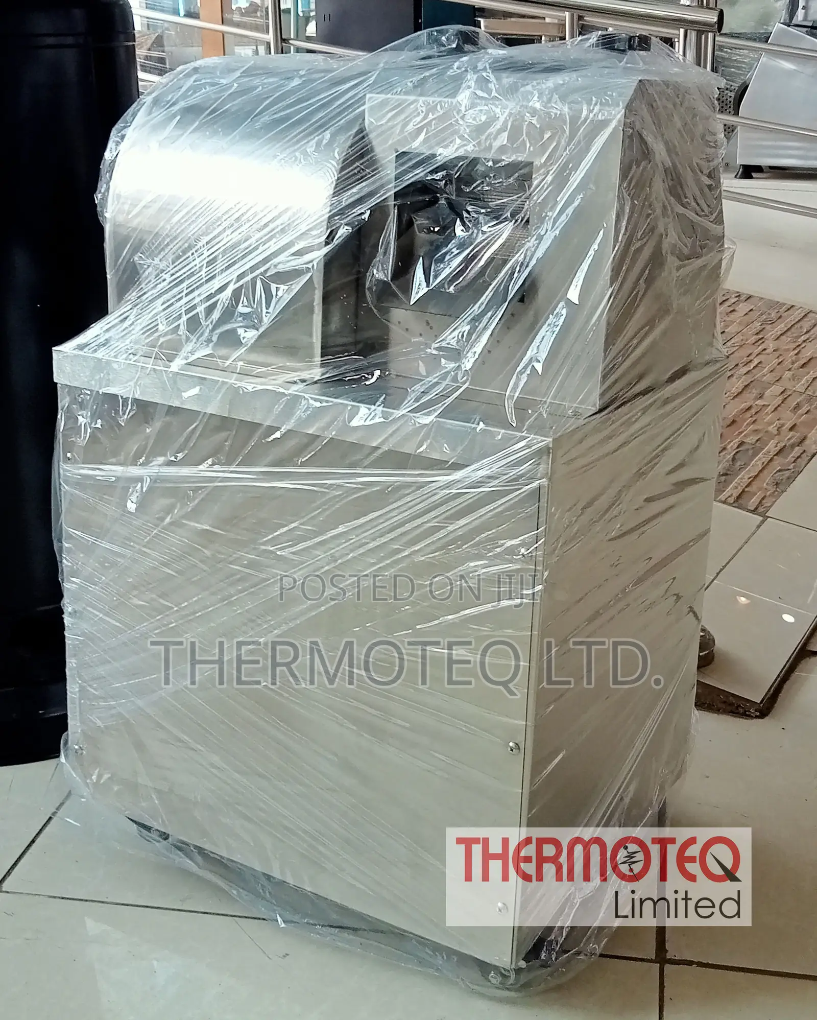 Sugarcane Juicer Machine (Vertical / Commercial)
