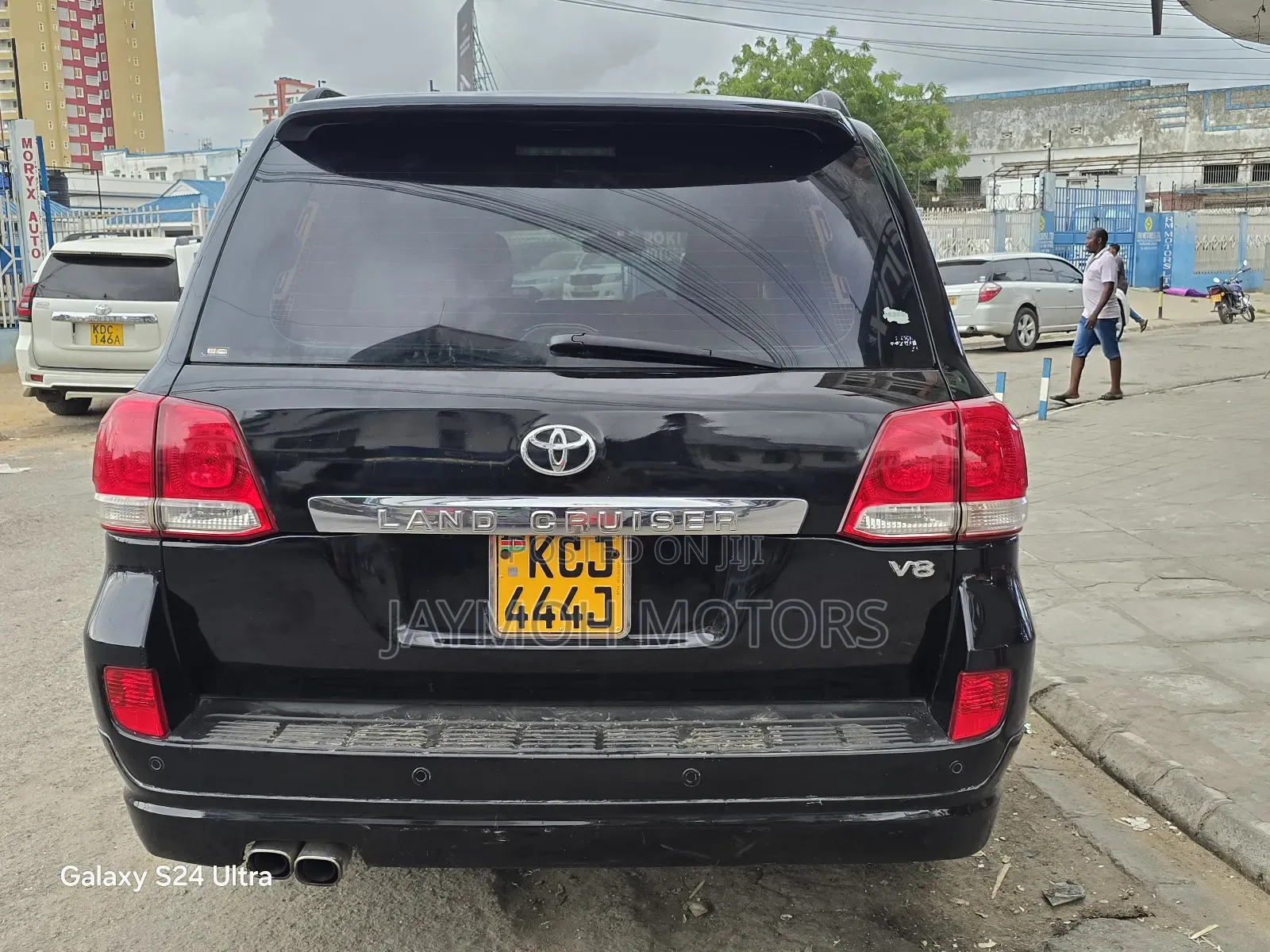 Toyota Land Cruiser 2011 Black