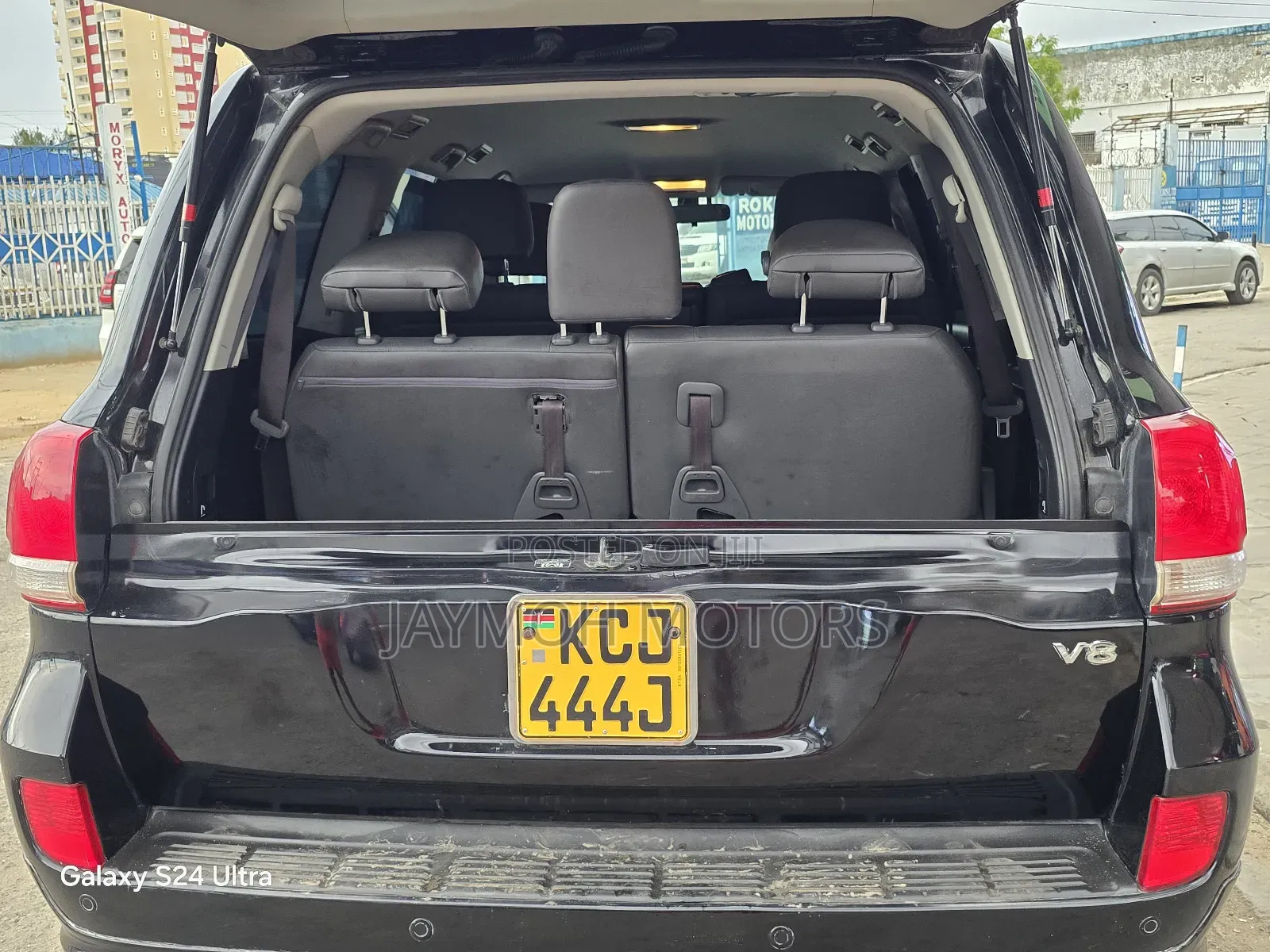 Toyota Land Cruiser 2011 Black