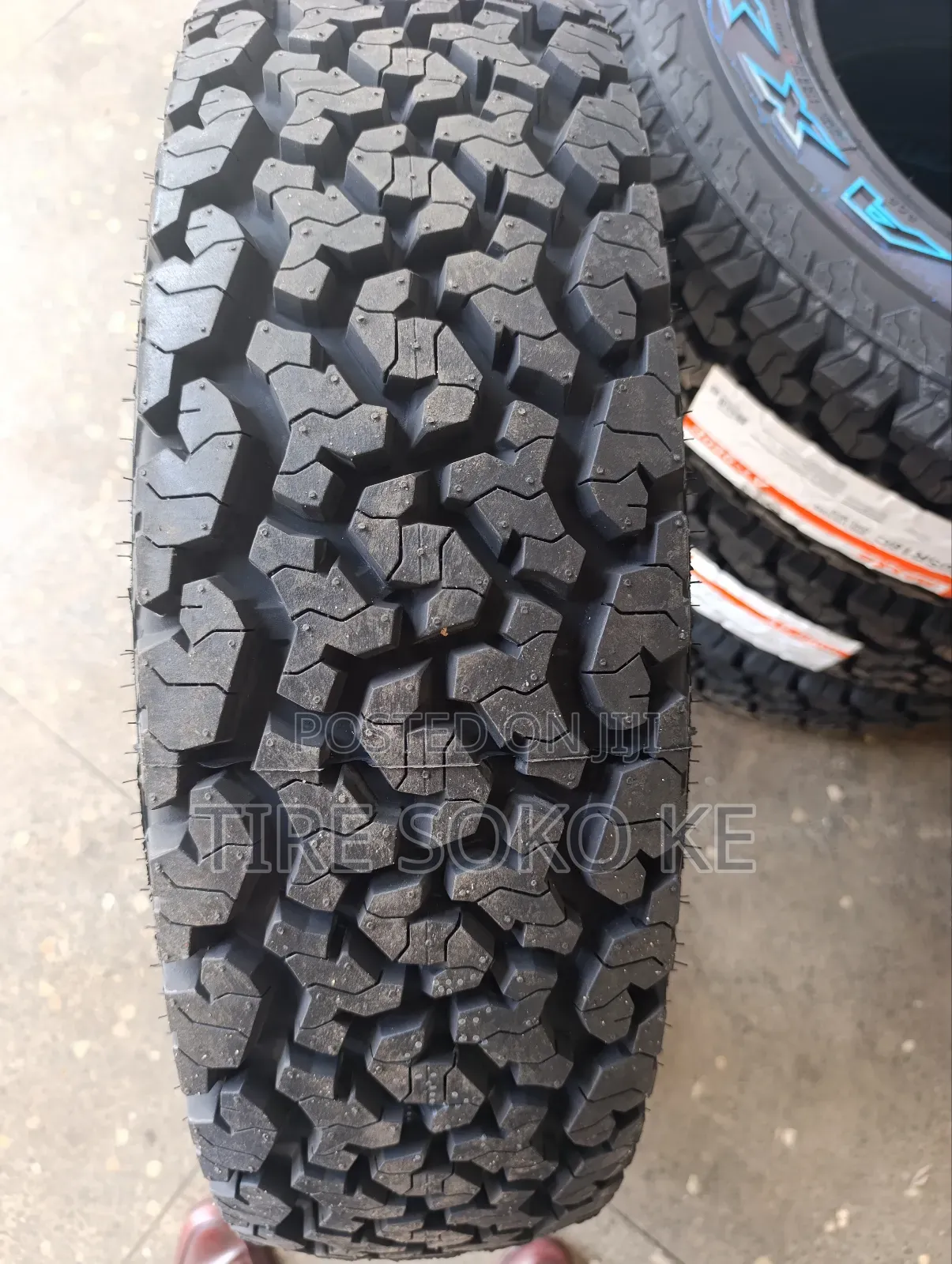 205r16c Maxxis At980