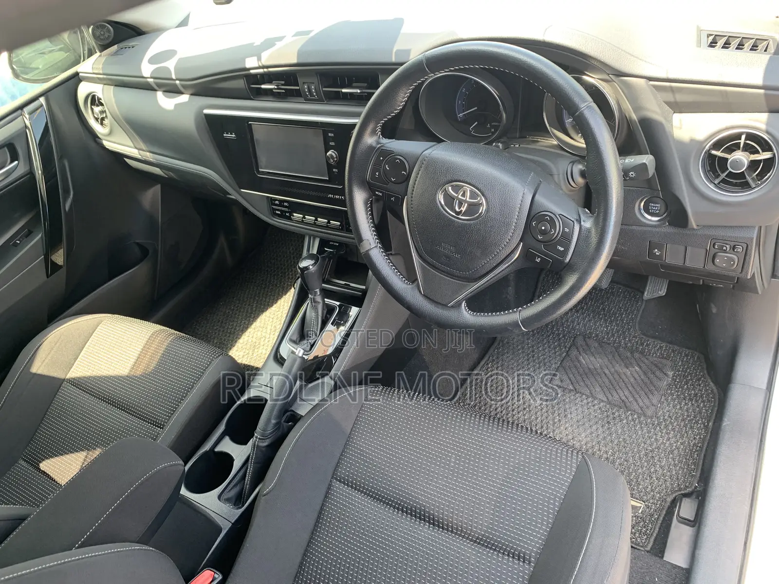 Toyota Auris 2017 Off white