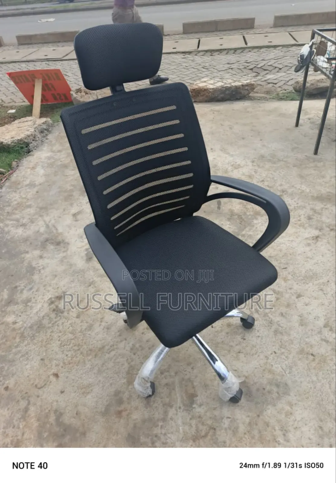 Study Executive Headrest Chair
