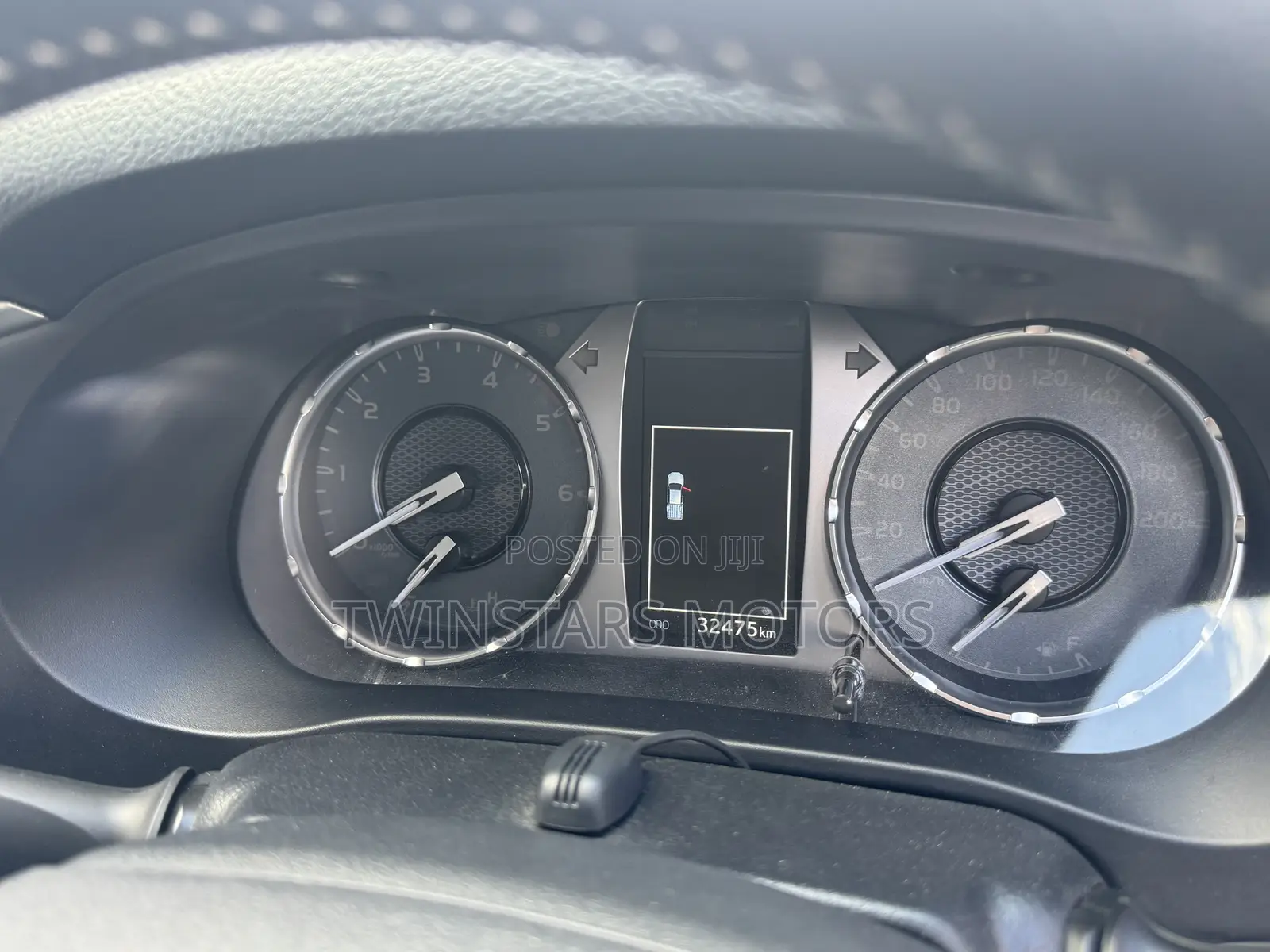 Toyota Hilux 2021 Gray