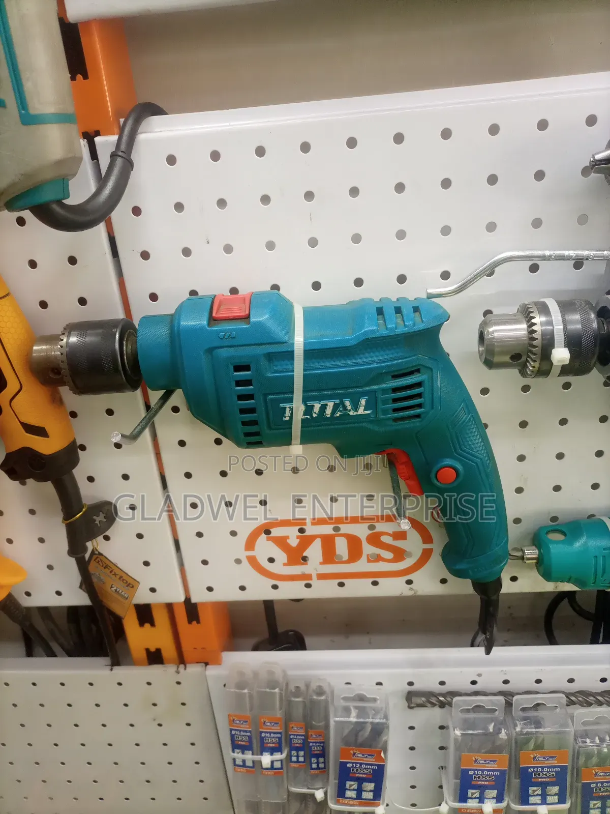 Impact Drill Total 650watts With Hummer