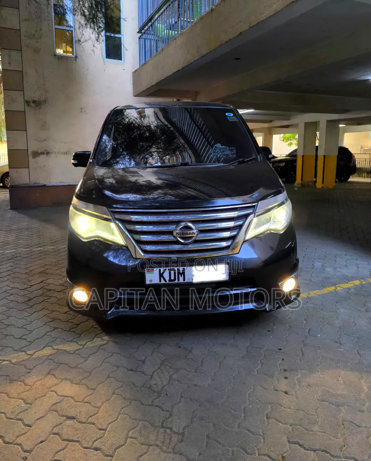 Nissan Serena 2016 Black