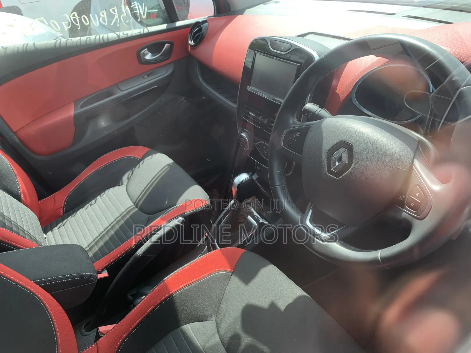 Renault Lutecia 2017 Red