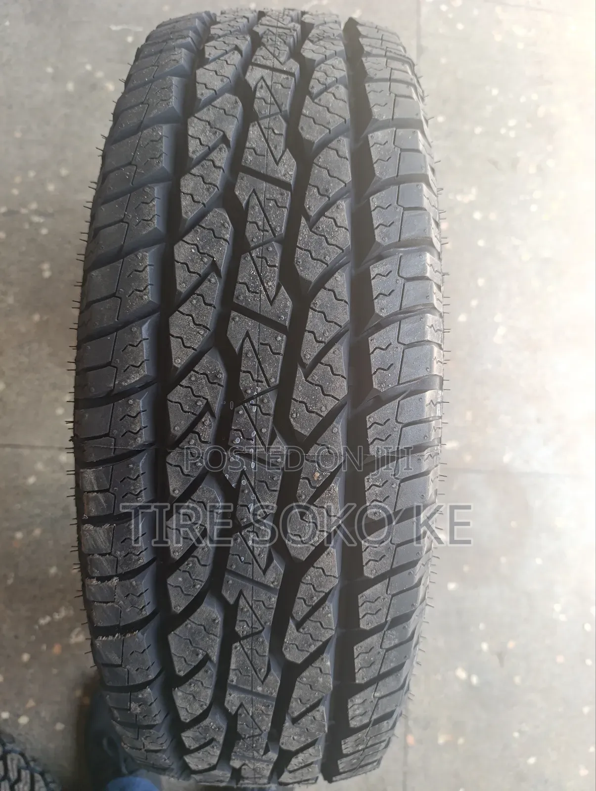 Maxxis 225/75r15 Bravo At700