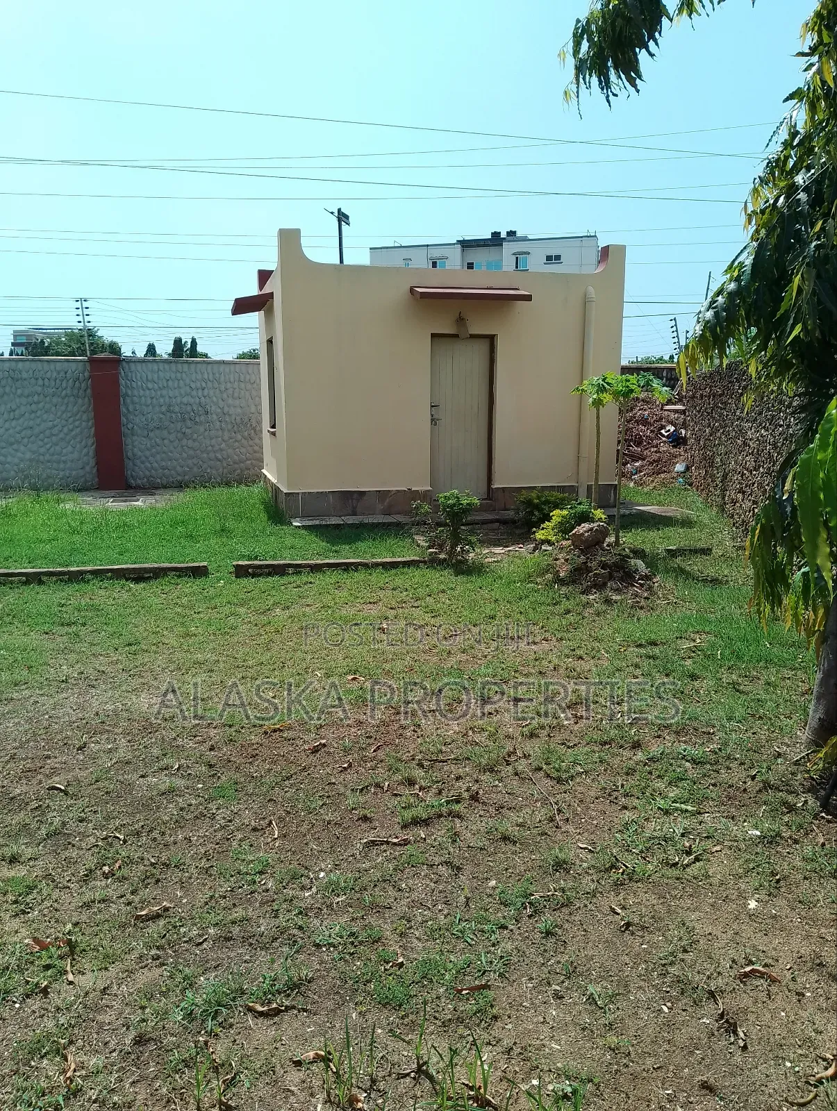 3bdrm Townhouse/Terrace in Beach Road Estate, Nyali for sale