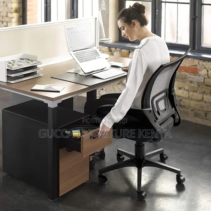 Office Chairs: Ergonomic Clerical Mesh Executive Chair