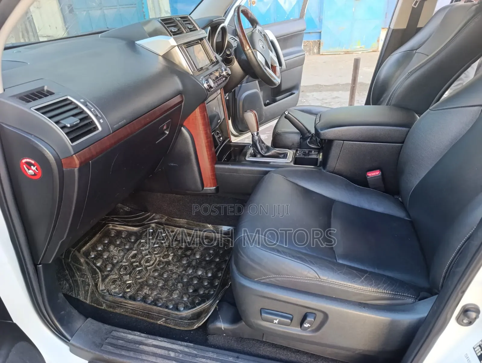Toyota Land Cruiser Prado 2016 White