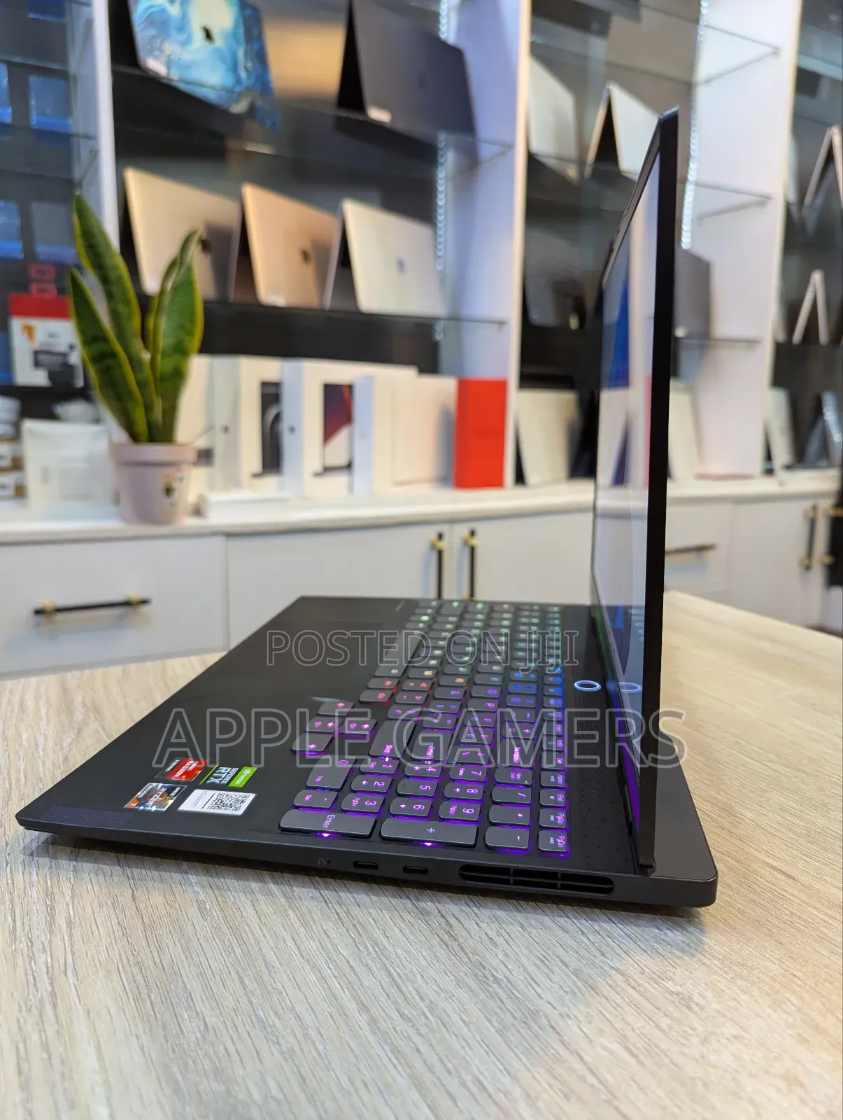 Laptop Lenovo Legion 7 16GB AMD Ryzen 9 SSD 512GB