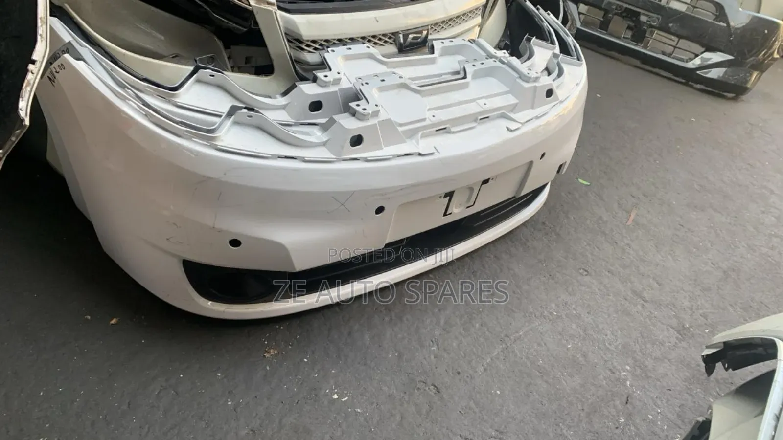 Nissan Nv200 Front Bumpers