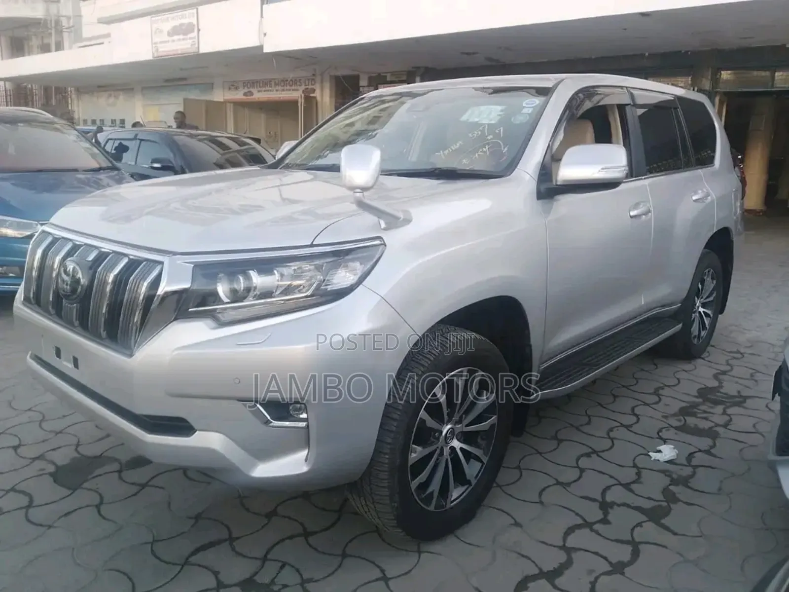 Toyota Land Cruiser Prado 2.8 2019 Silver