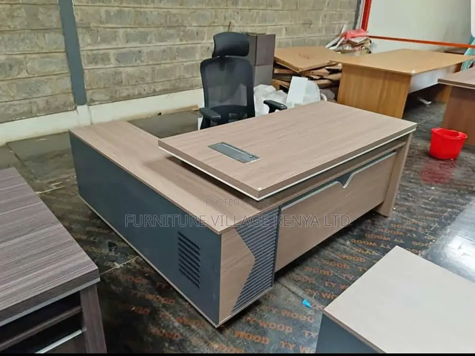 Office Table; Executive Quality 1.6metres Home/Office Desk.