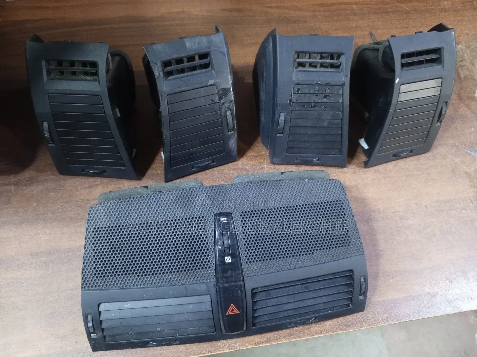 Toyota Mark X Dashboard Ventrators Full Set.