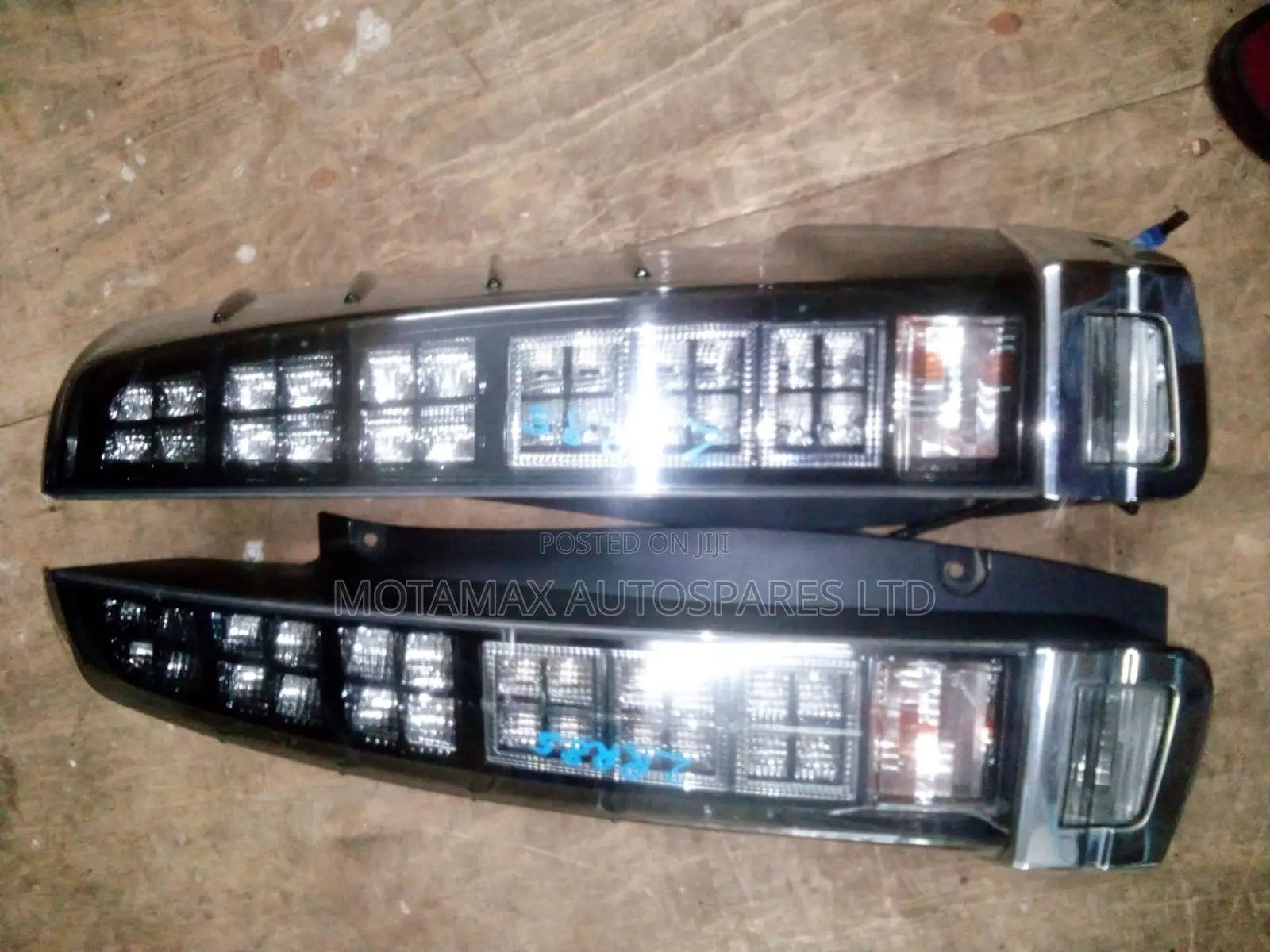 2018 Toyota Voxy ZRR85 Tail Lights