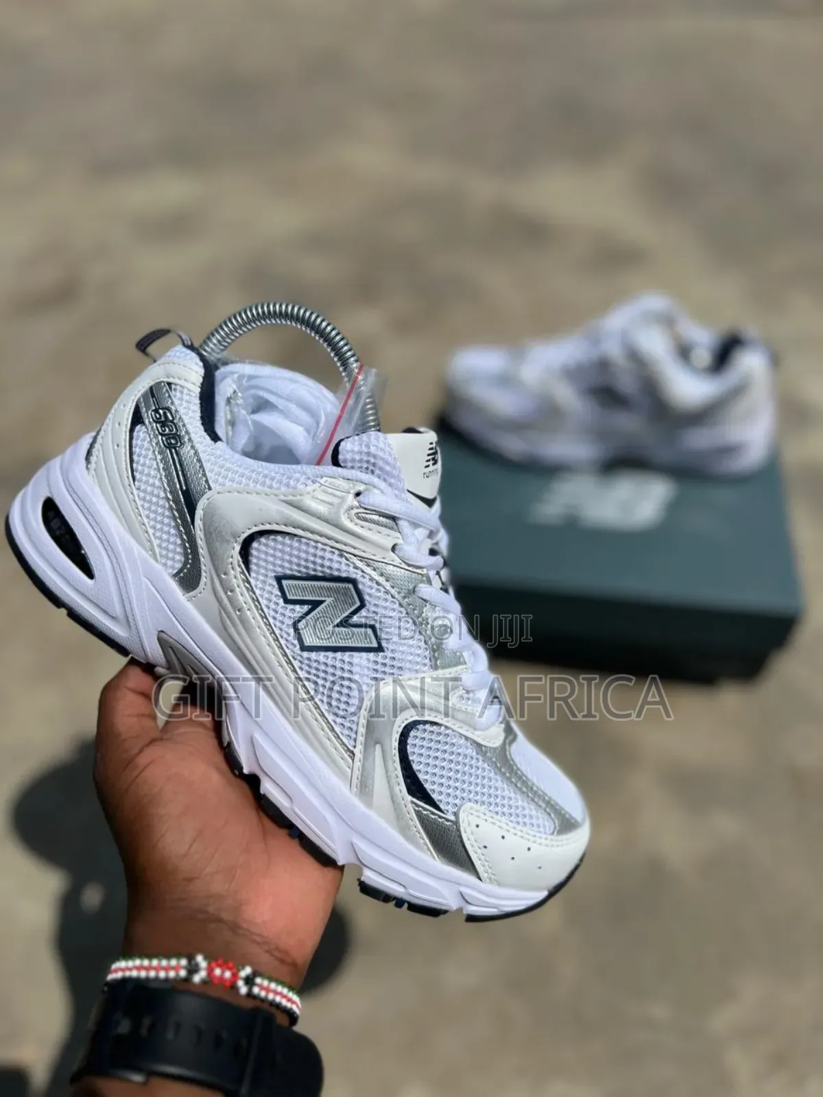 New Balance 530 Sneakers