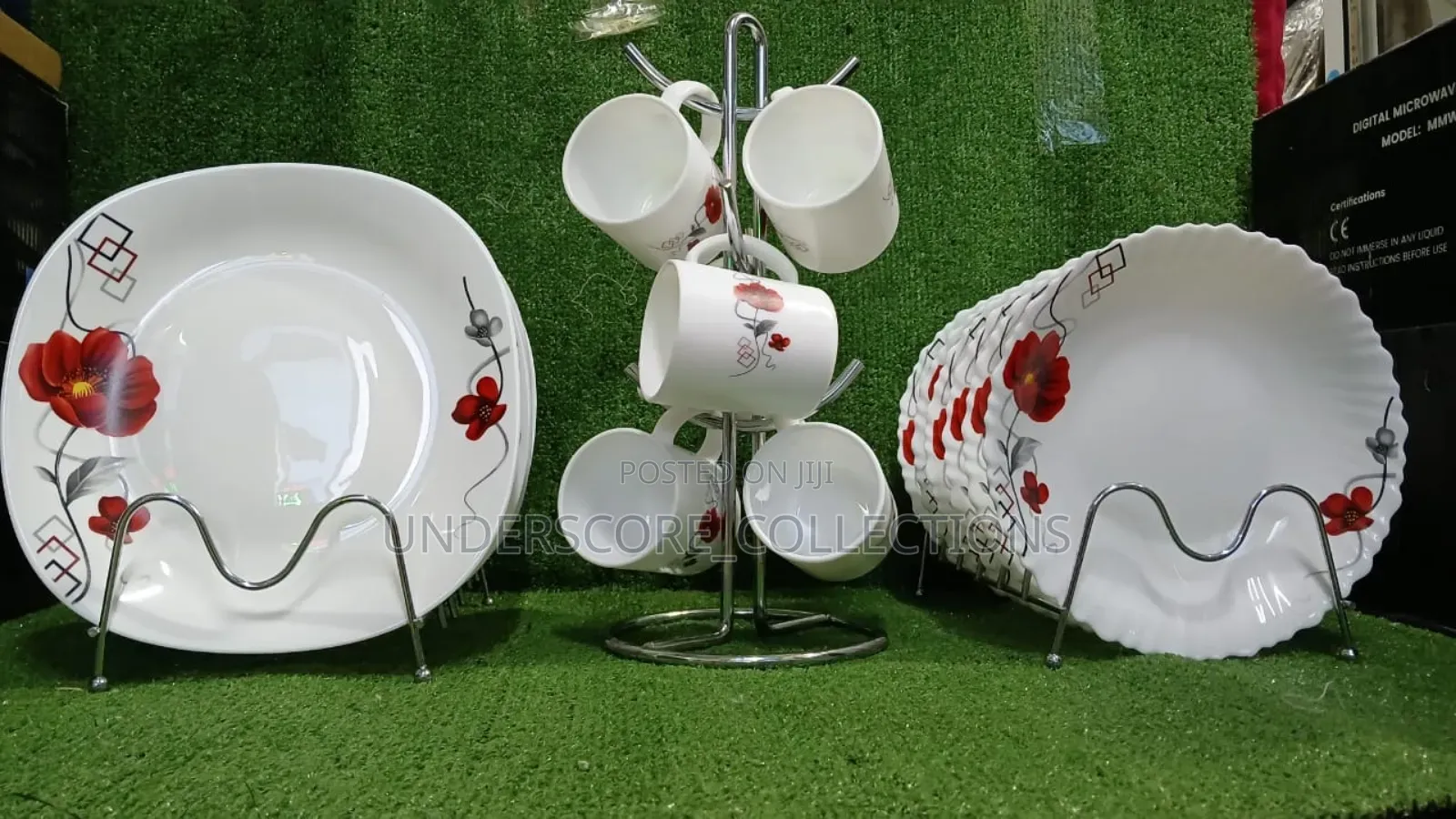 *18pc Dinner Set*
*Contain:*
6pcs Cups
6 Plates *