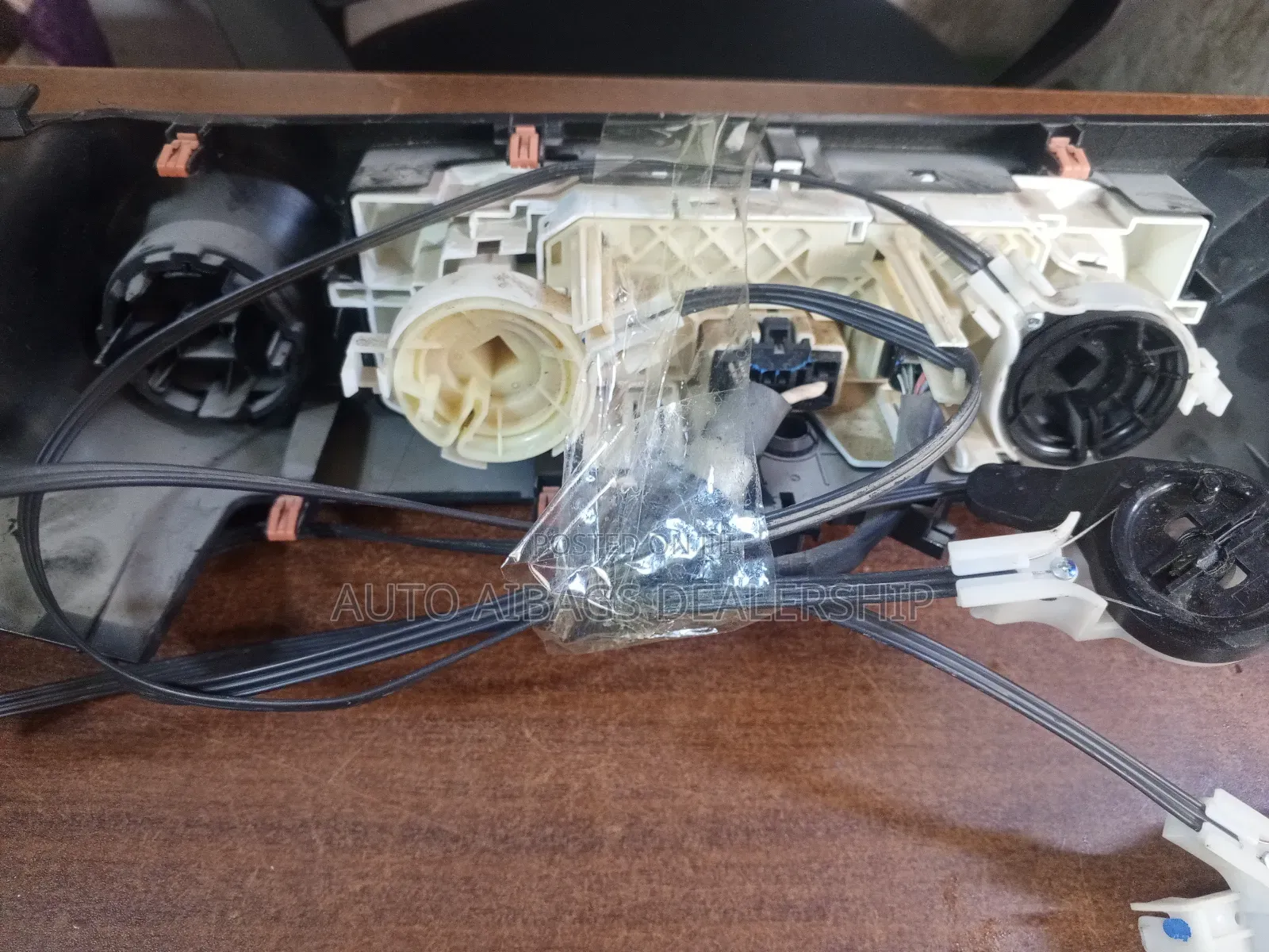 A/C Controller Hilux Revo.