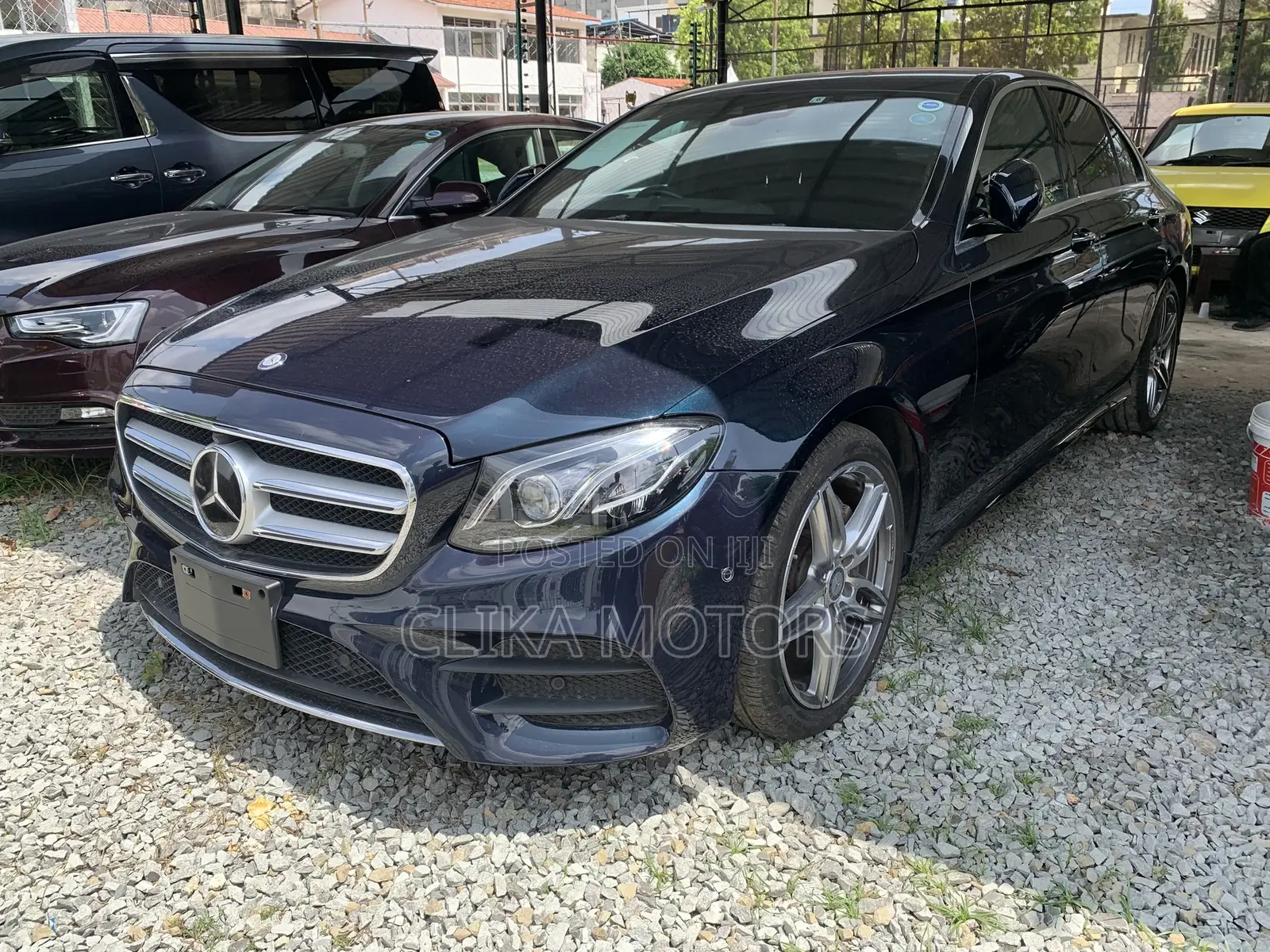 Mercedes-Benz E200 2017 Green