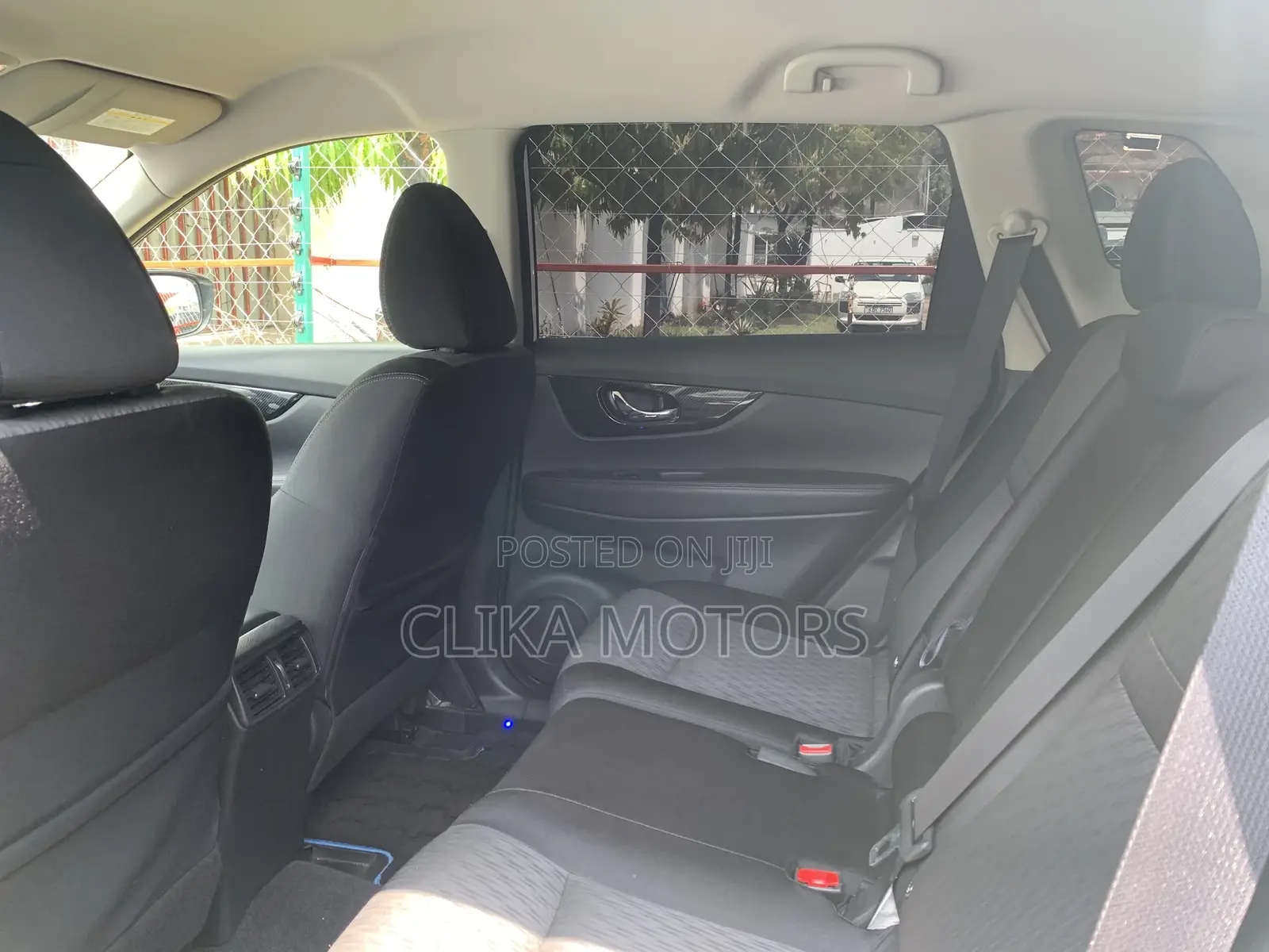 Nissan X-Trail 2.0 Petrol AWD 2017 Off white