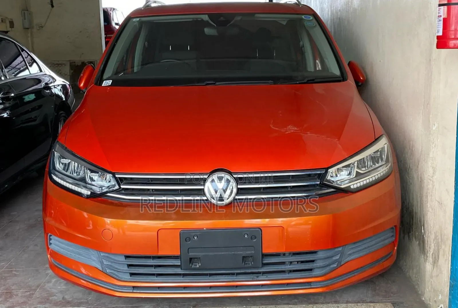Volkswagen Touran 2017 Orange