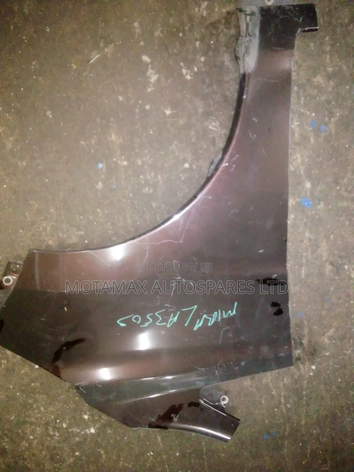 Daihatsu Mira LA350 Wing
