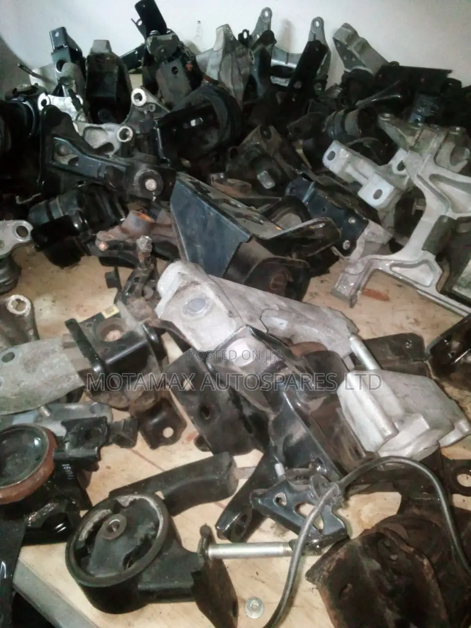 Toyota Fielder/Premio/Axio/Mark X Engine Mountings