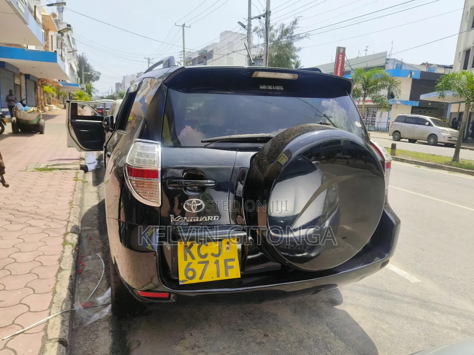 Toyota Vanguard 2012 Black