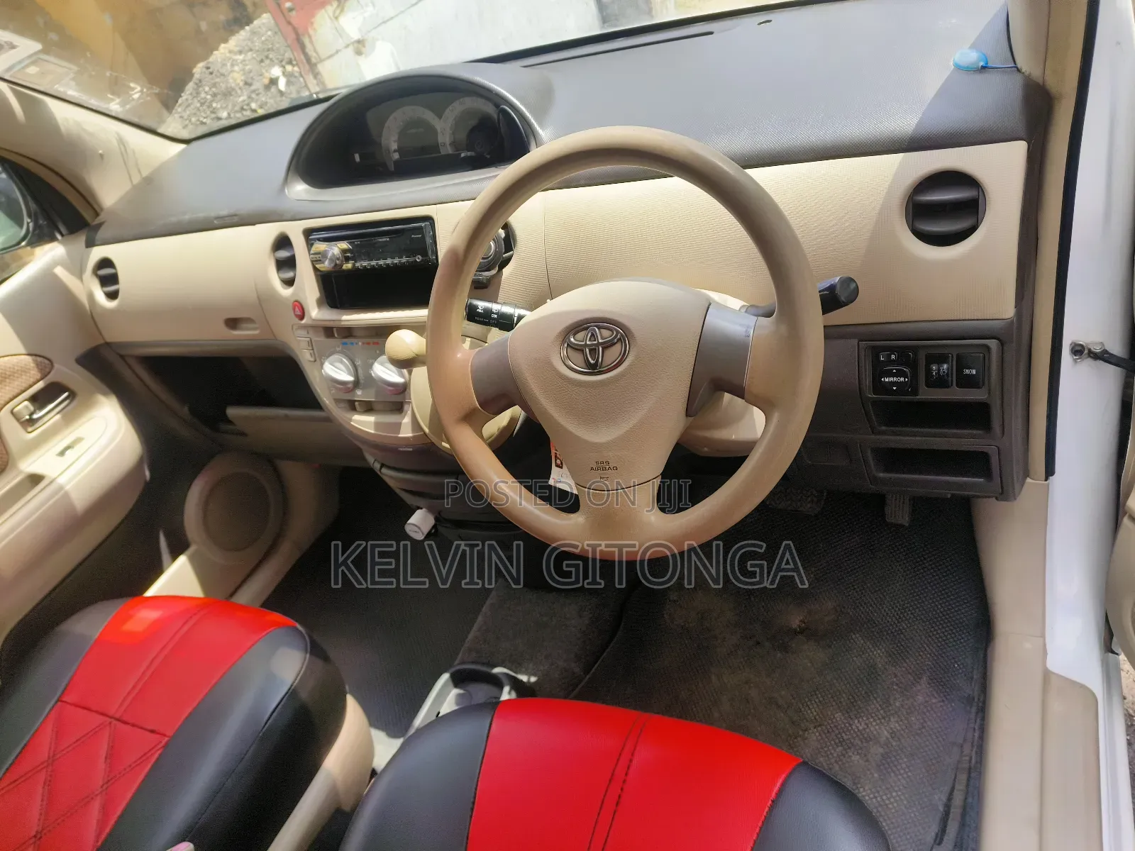 Toyota Sienta 2016 White
