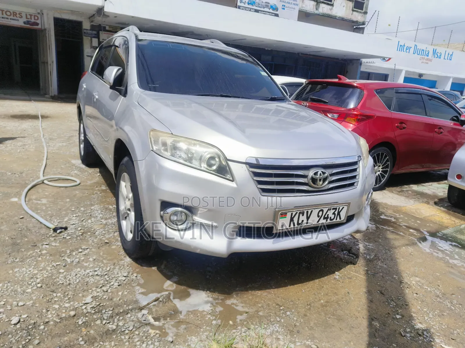 Toyota Vanguard 2013 Silver