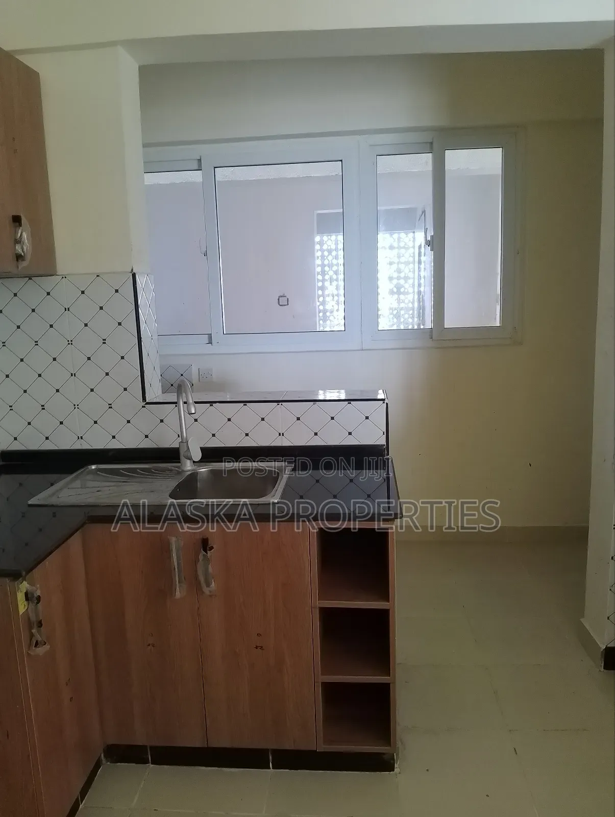 3bdrm Apartment in Nyali Estate for sale