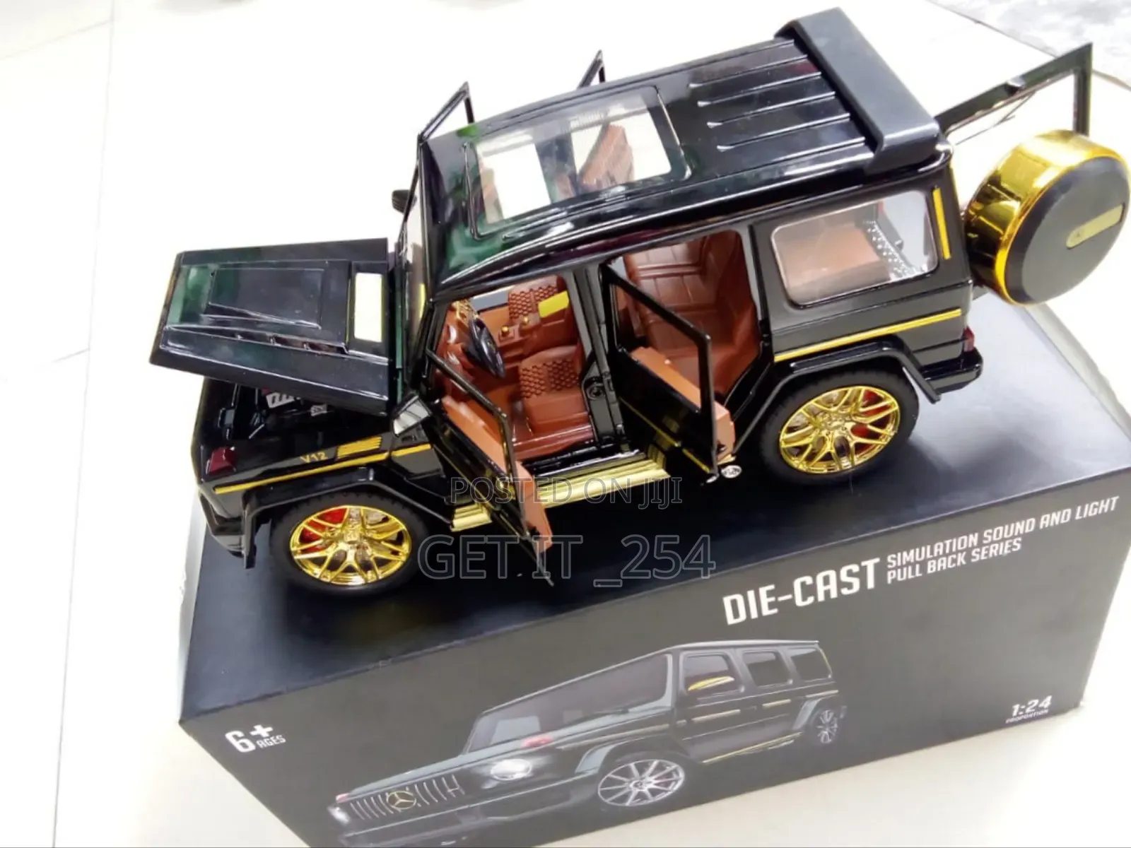 Mercedes Gwagon Die Cast Toy Car. 
Ideal for Kids or Car