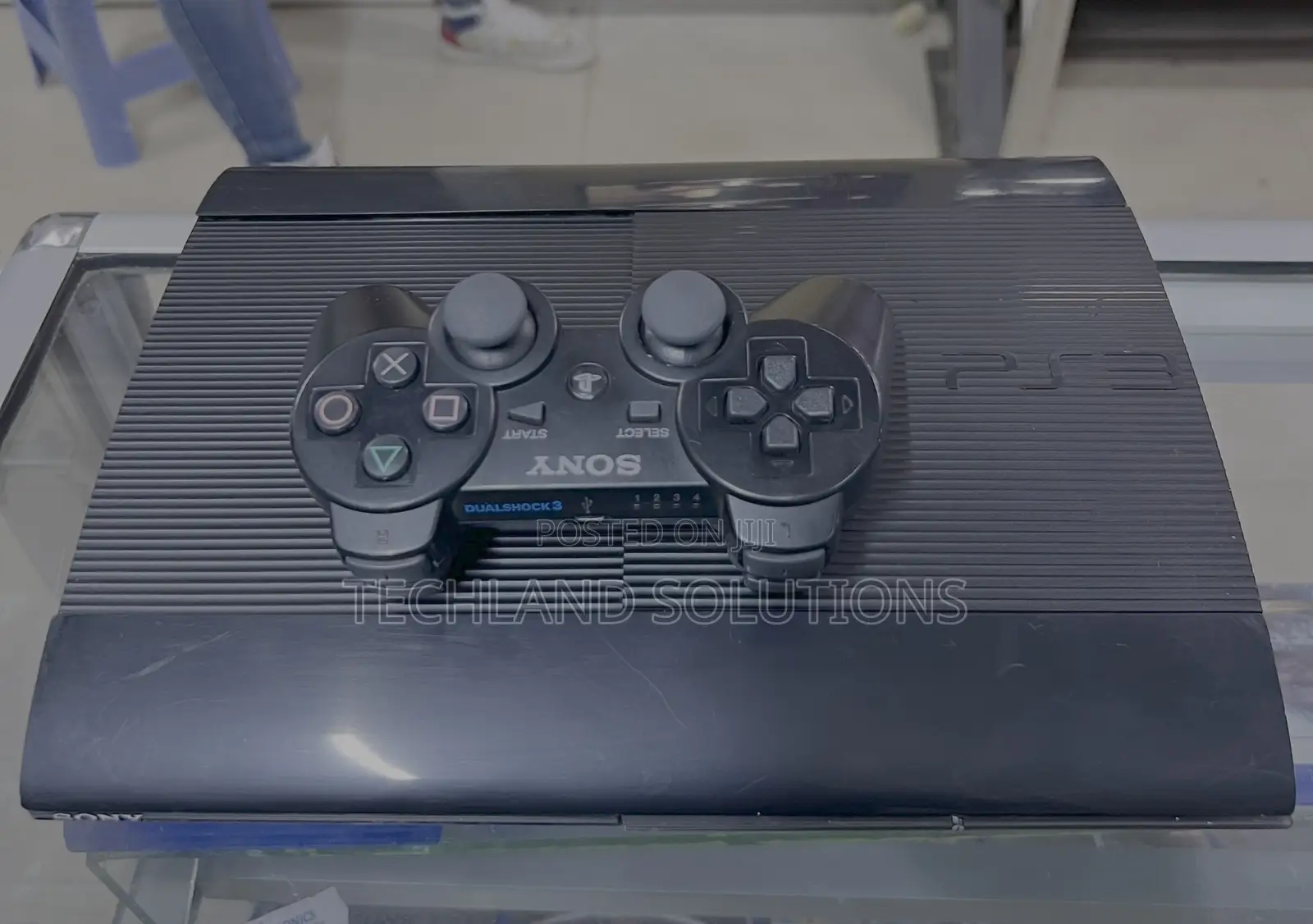 Black Chipped Ps3 Superslim Console